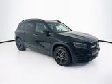 Photo of 2024 Night Black Mercedes-Benz GLB 250