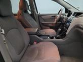 Thumbnail of 2016 White Chevrolet Traverse