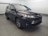Thumbnail of 2019 Midnight Black Metallic Toyota Highlander