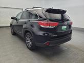 Thumbnail of 2019 Midnight Black Metallic Toyota Highlander