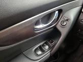 Thumbnail of 2016 White Nissan Rogue
