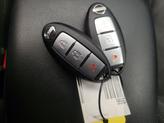 Thumbnail of 2016 White Nissan Rogue