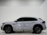 Thumbnail of 2022 Oryx White Pearl Volkswagen Atlas Cross Sport