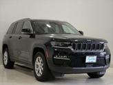 Photo of 2024 Diamond Black Crystal Pearlcoat Jeep Grand Cherokee