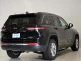 Thumbnail of 2024 Diamond Black Crystal Pearlcoat Jeep Grand Cherokee