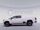 Thumbnail of 2025 White Frost Tricoat GMC Sierra 3500
