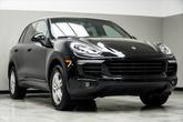 Thumbnail of 2018 Moonlight Blue Metallic Porsche Cayenne