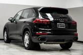 Thumbnail of 2018 Moonlight Blue Metallic Porsche Cayenne