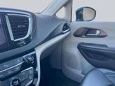 Thumbnail of 2019 Blue Chrysler Pacifica