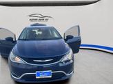 Thumbnail of 2019 Blue Chrysler Pacifica