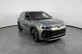 Thumbnail of 2025 Avocado Green w/Deep Black Roof Volkswagen Tiguan