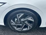 Thumbnail of 2024 White Hyundai ELANTRA