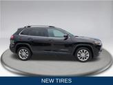 Thumbnail of 2022 Diamond Black Jeep Cherokee
