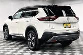 Thumbnail of 2023 Pearl White Tricoat/Super Black Nissan Rogue