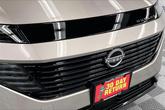Thumbnail of 2025 Champagne Silver Metallic Nissan Murano