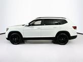 Thumbnail of 2022 Pure White Volkswagen Atlas