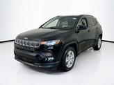 Photo of 2022 Diamond Black Crystal Pearlcoat Jeep Compass