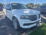 Photo of 2015 White Platinum Clearcoat Metallic Lincoln Navigator