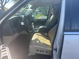 Thumbnail of 2015 White Platinum Clearcoat Metallic Lincoln Navigator