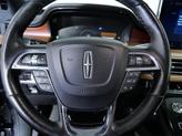 Thumbnail of 2022 Infinite Black Metallic Clearcoat Lincoln Nautilus