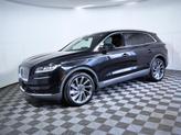 Thumbnail of 2022 Infinite Black Metallic Clearcoat Lincoln Nautilus