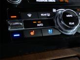Thumbnail of 2024 Infinite Black Metallic Clearcoat Lincoln Navigator