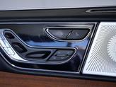Thumbnail of 2024 Infinite Black Metallic Clearcoat Lincoln Navigator