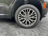 Thumbnail of 2021 Diamond Black Crystal Pearlcoat Jeep Grand Cherokee L