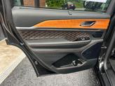 Thumbnail of 2021 Diamond Black Crystal Pearlcoat Jeep Grand Cherokee L