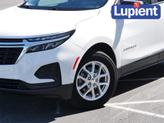 Thumbnail of 2022 Summit White Chevrolet Equinox