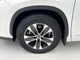 Thumbnail of 2022 Wind Chill Pearl Toyota Highlander Hybrid