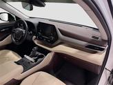 Thumbnail of 2022 Wind Chill Pearl Toyota Highlander Hybrid