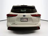 Thumbnail of 2022 Wind Chill Pearl Toyota Highlander Hybrid
