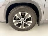 Thumbnail of 2022 Gray Toyota Highlander Hybrid