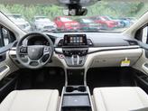 Thumbnail of 2026 Radiant Red Metallic II Honda Odyssey