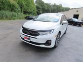 Photo of 2026 Platinum White Pearl Honda Odyssey