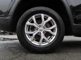 Thumbnail of 2022 Diamond Black Crystal Pearlcoat Jeep Grand Cherokee L
