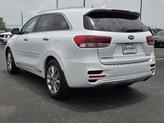 Thumbnail of 2017 Snow White Pearl Kia Sorento