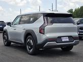 Thumbnail of 2026 Ivory Kia EV9