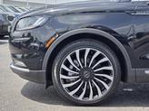 Thumbnail of 2022 Black Metallic Lincoln Nautilus