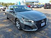Photo of 2023 Gun Metallic Nissan Altima