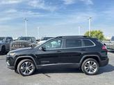Thumbnail of 2022 Diamond Black Crystal Pearlcoat Jeep Cherokee
