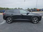 Thumbnail of 2024 Mosaic Black Metallic Chevrolet Trax