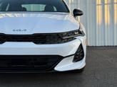 Thumbnail of 2022 Glacial White Pearl Kia K5
