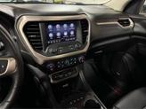 Thumbnail of 2020 White Frost Tricoat GMC Acadia