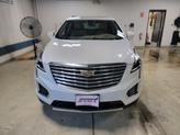 Thumbnail of 2019 Crystal White Tricoat Cadillac XT5