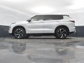 Thumbnail of 2023 White Mitsubishi Outlander