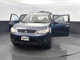 Thumbnail of 2007 Deep Blue Metallic Mitsubishi Outlander