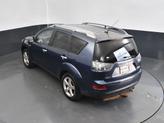 Thumbnail of 2007 Deep Blue Metallic Mitsubishi Outlander