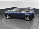 Thumbnail of 2007 Deep Blue Metallic Mitsubishi Outlander
